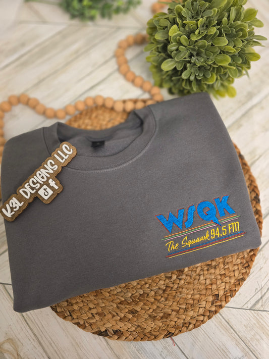 WSQK pocket size embroidered crewneck